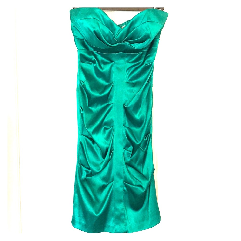 Green strapless scrunched dress size 3